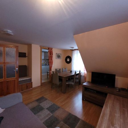 Apartman V Podzamci Rychnov nad Kneznou Esterno foto