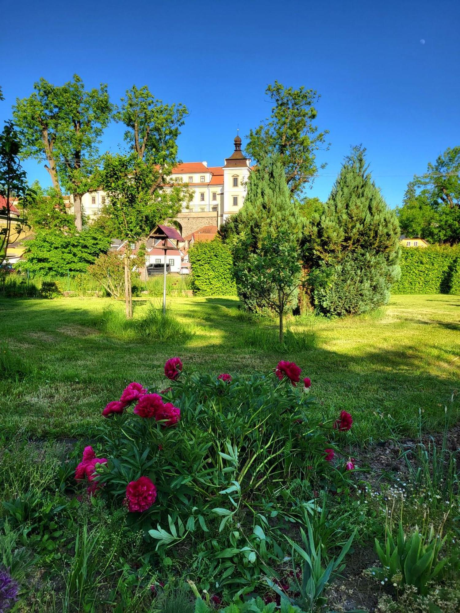 Apartman V Podzamci Rychnov nad Kneznou Esterno foto